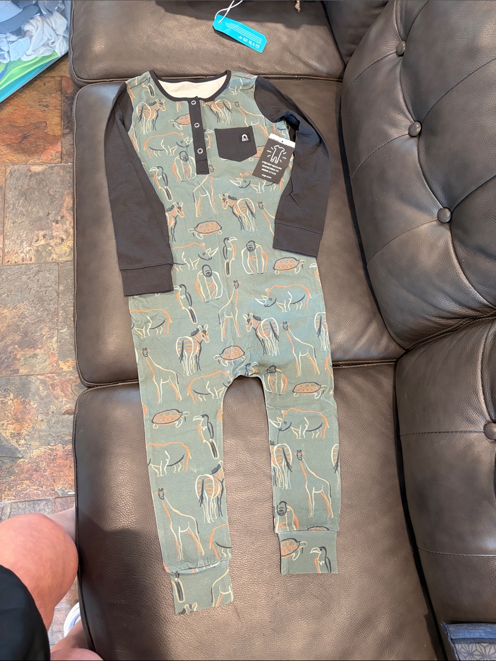 Rags to Raches Green Animal-Print Long-Sleeve Romper with Black Sleeves